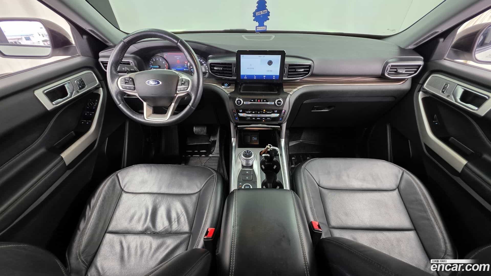 Explorer Ford 2020.11-INNER-007