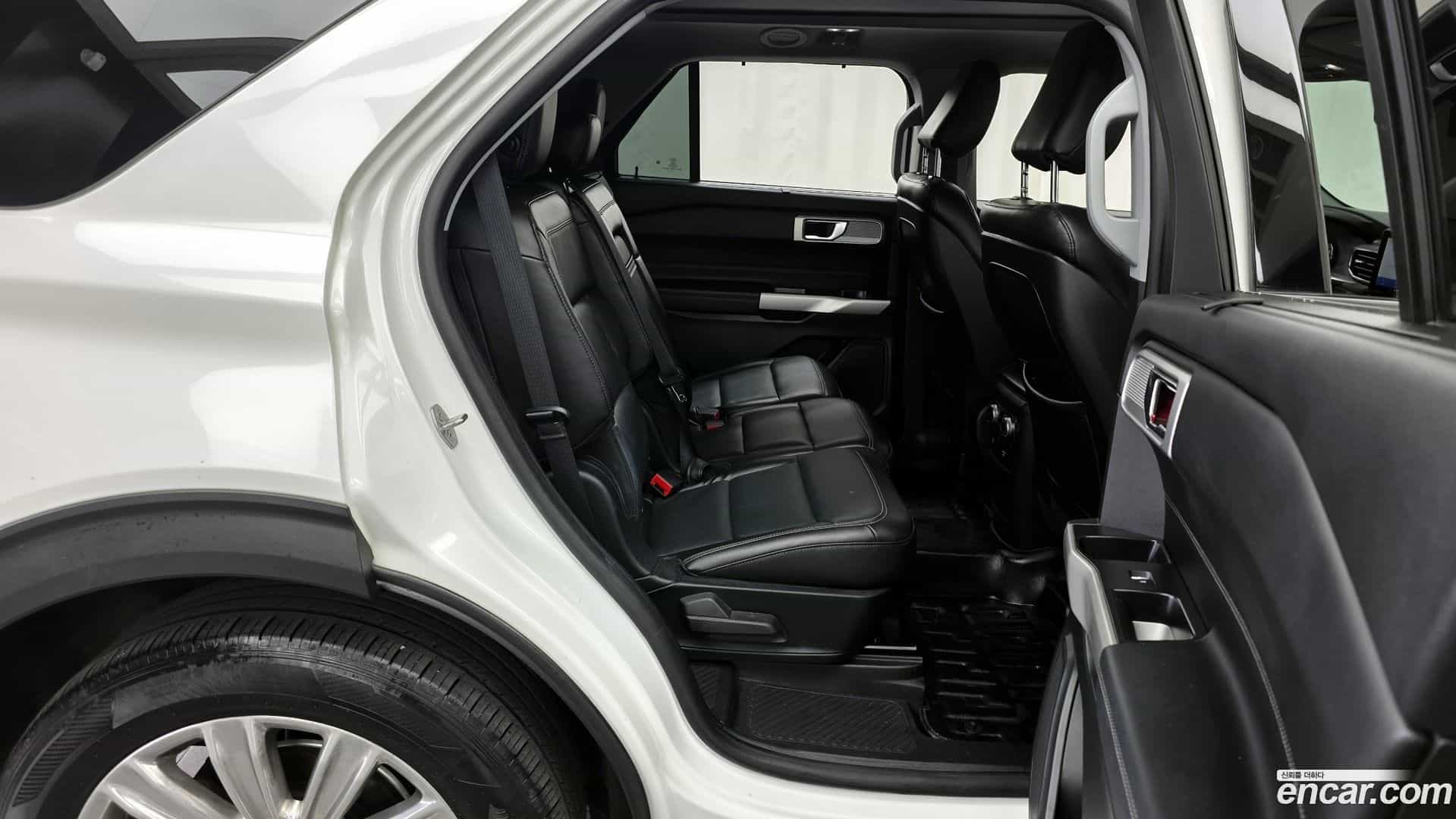 Explorer Ford 2020.11-OPTION-016