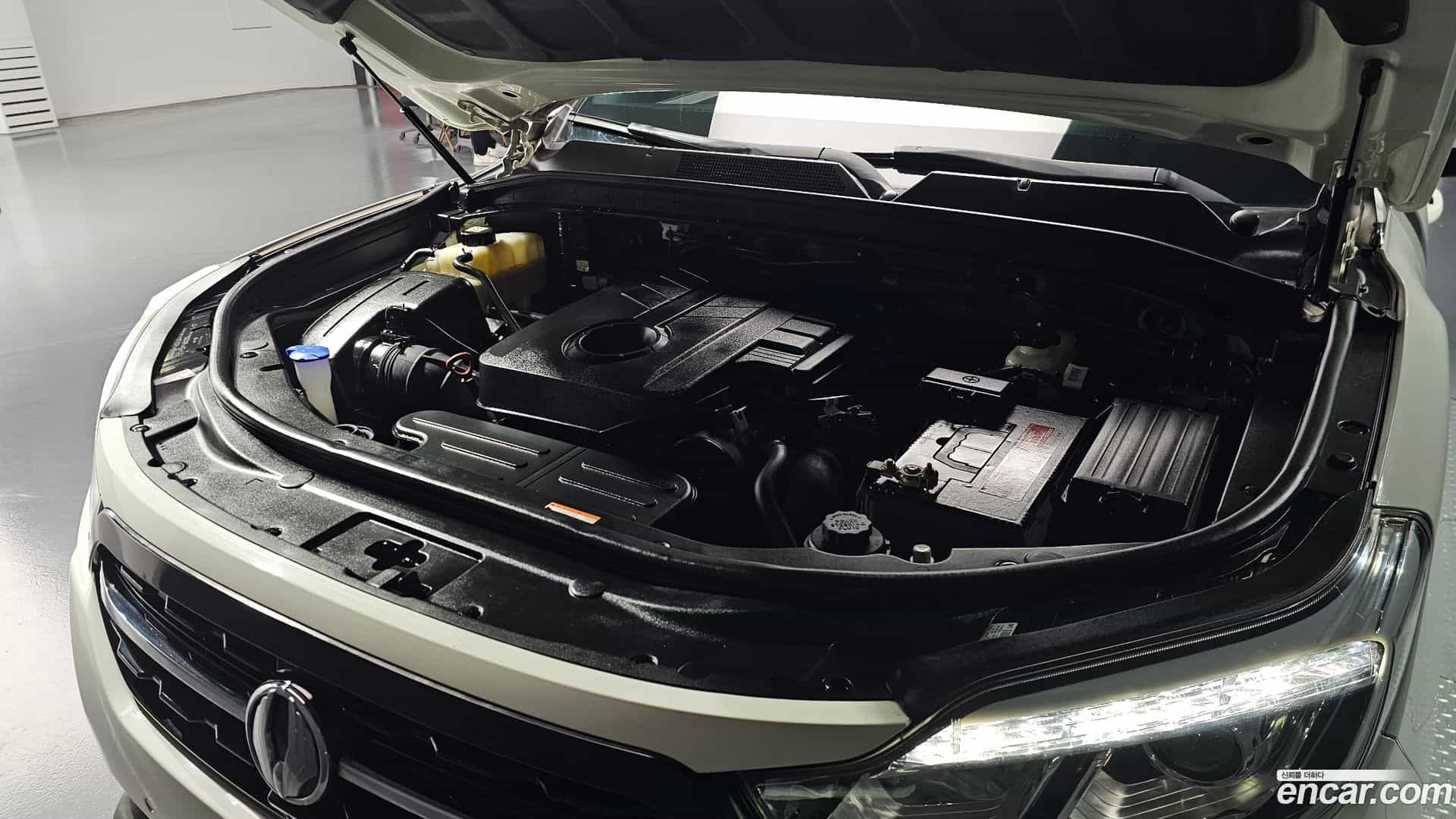 Rexton KG Mobility 2018.8-OUTER-006