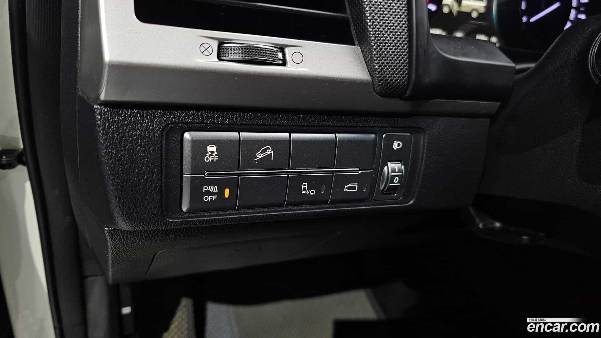Rexton KG Mobility 2018.8-OPTION-018