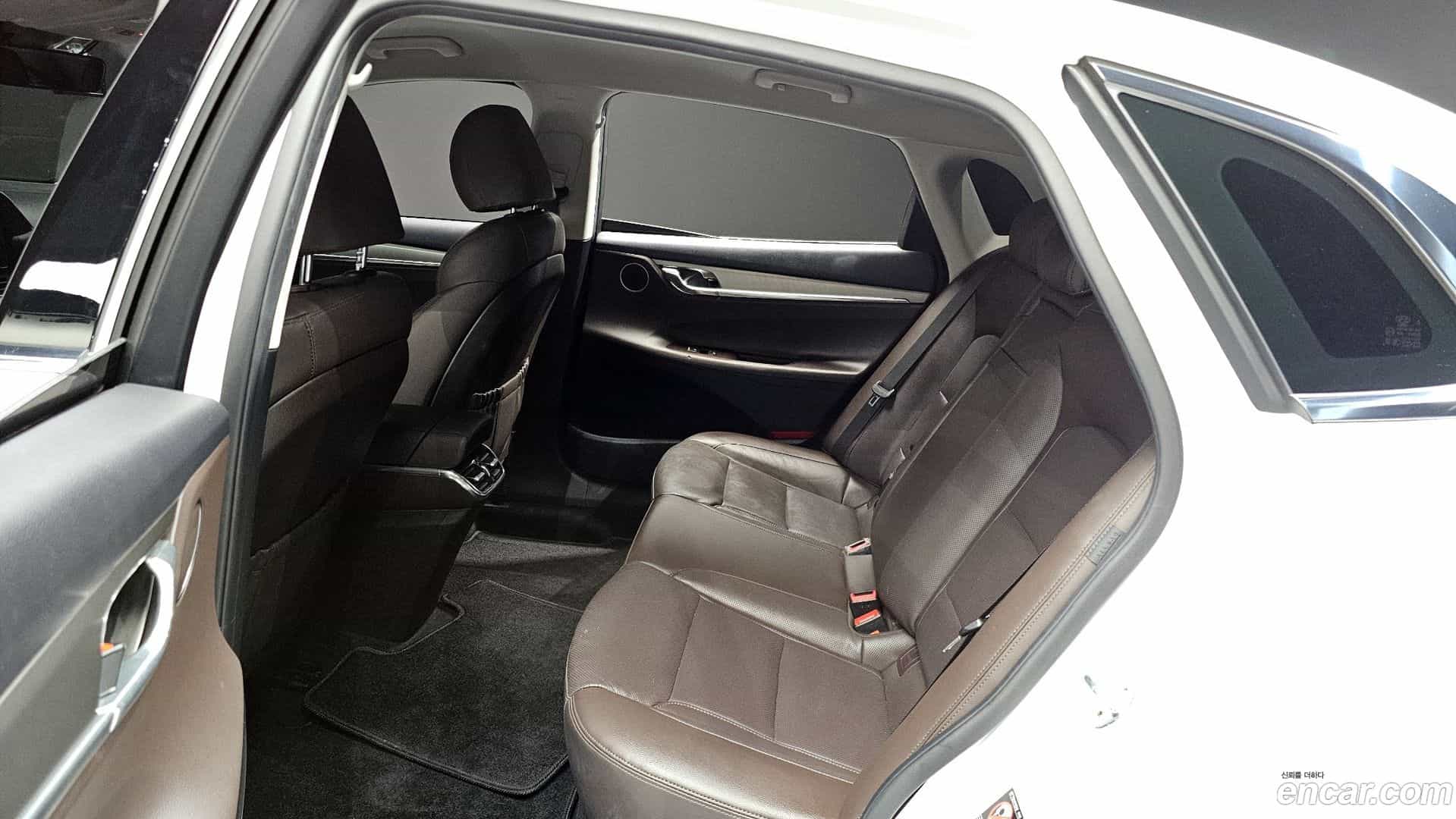 Grandeur Hyundai 2022.2-OPTION-016