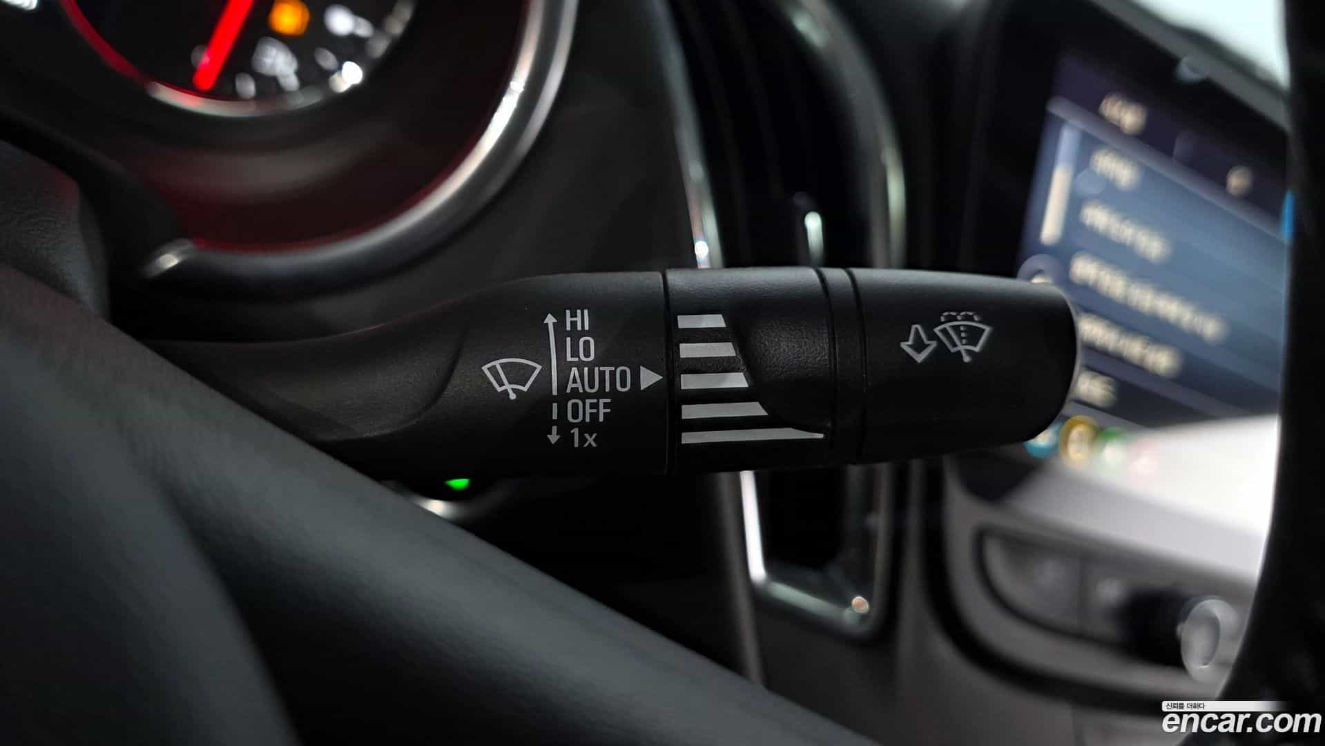 Malibu Chevrolet 2021.5-OPTION-021