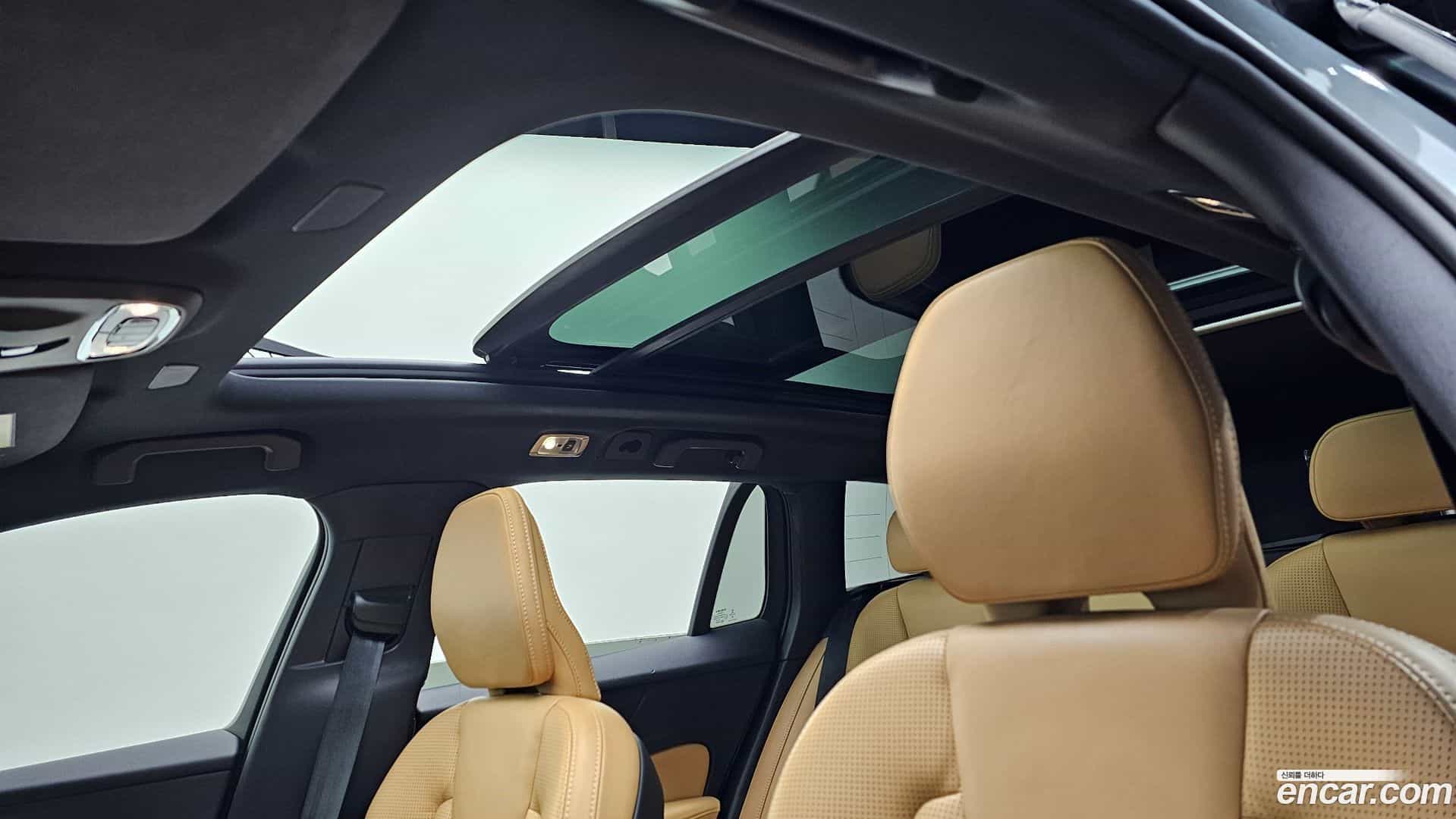 V60 Volvo 2020.6-OPTION-023