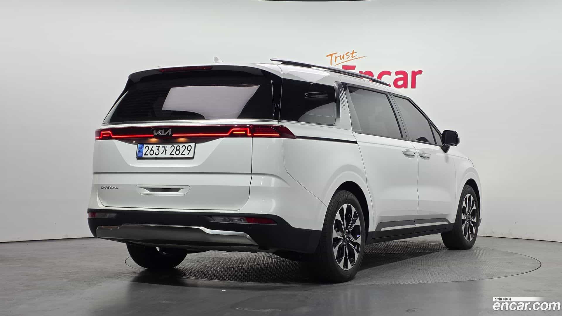 Canival Kia 2022.11-OUTER-002