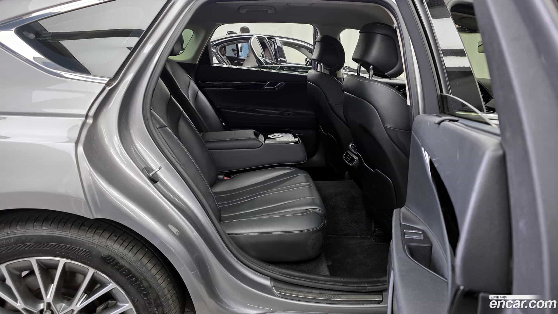 G80 Genesis 2022.1-OPTION-016