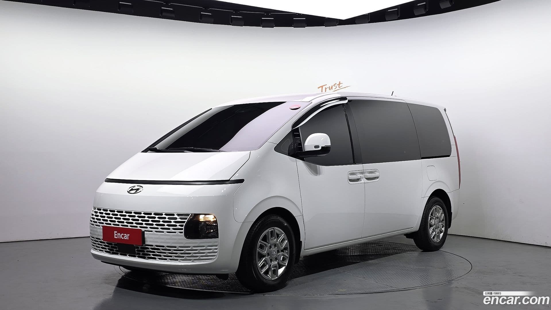 Main__Slider__Photo:Staria Hyundai 2024.0-0