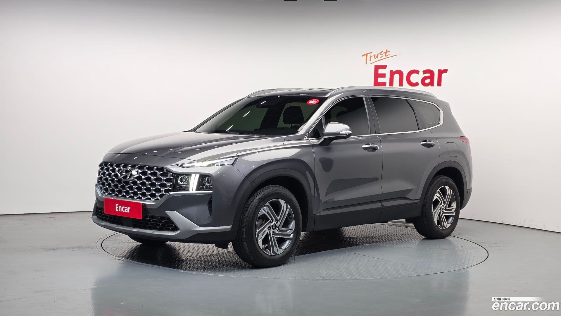 Main__Slider__Photo:Santafe Hyundai 2020.7-0