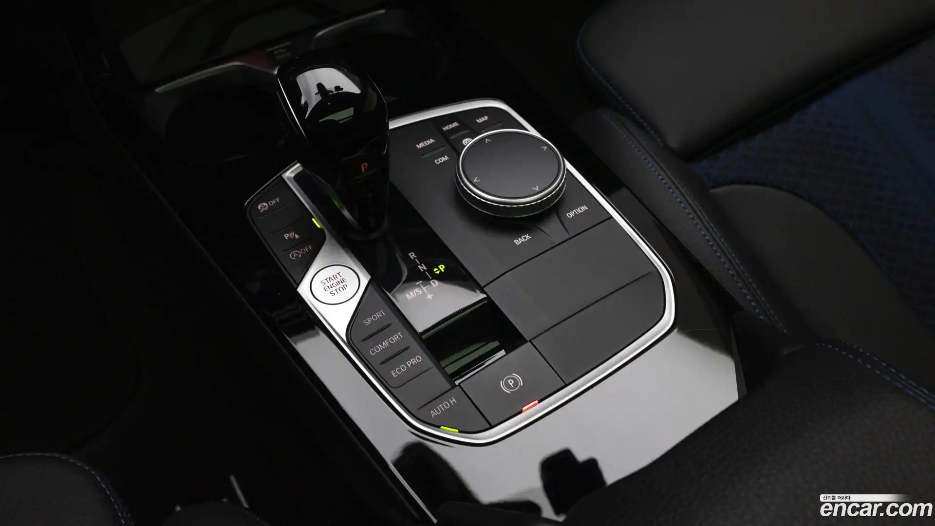 1-Series BMW 2023.2-INNER-009