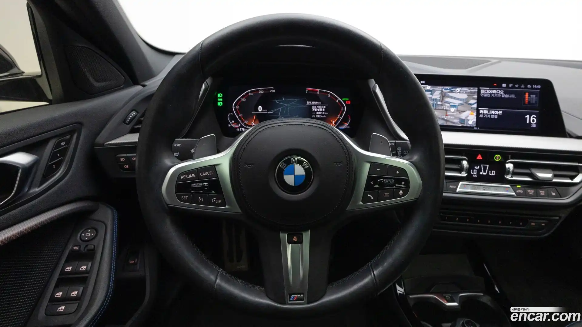 1-Series BMW 2023.2-OPTION-024