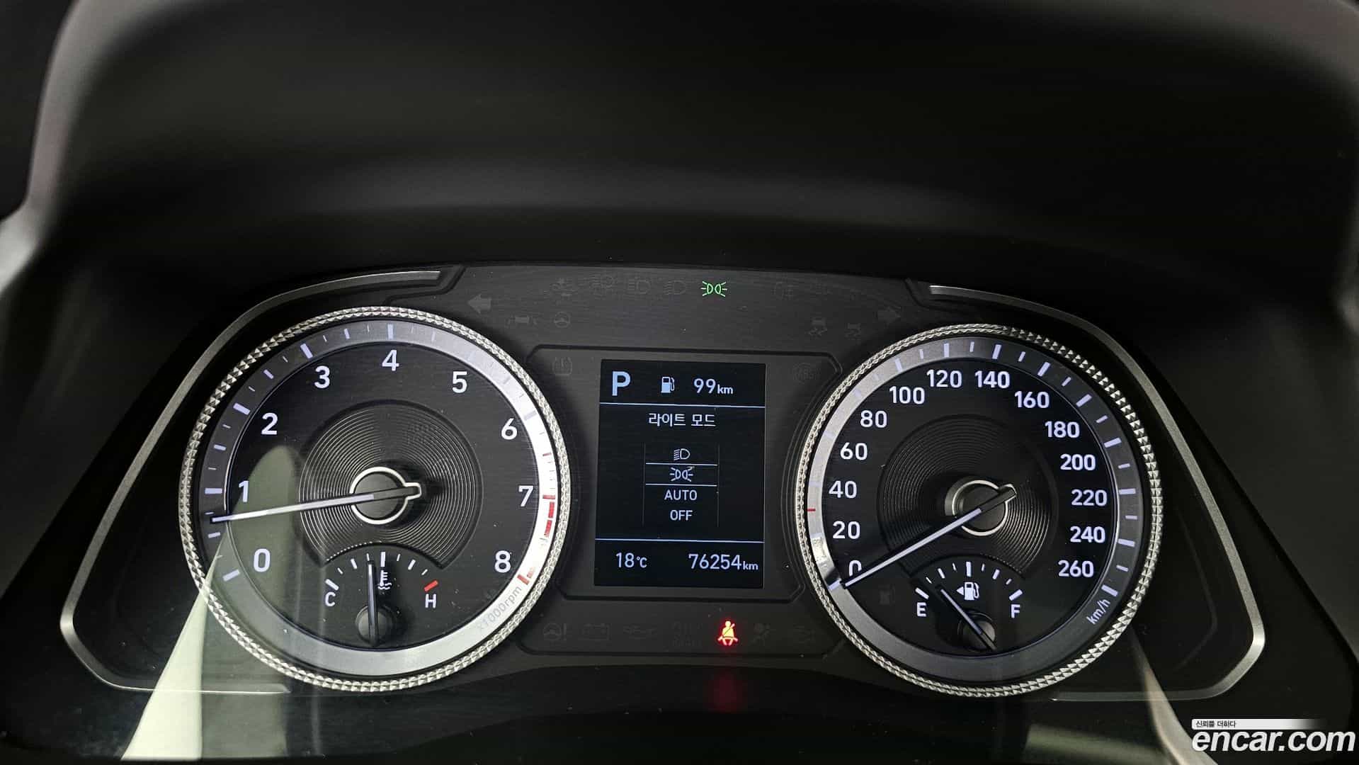 Sonata Hyundai 2019.5-INNER-008