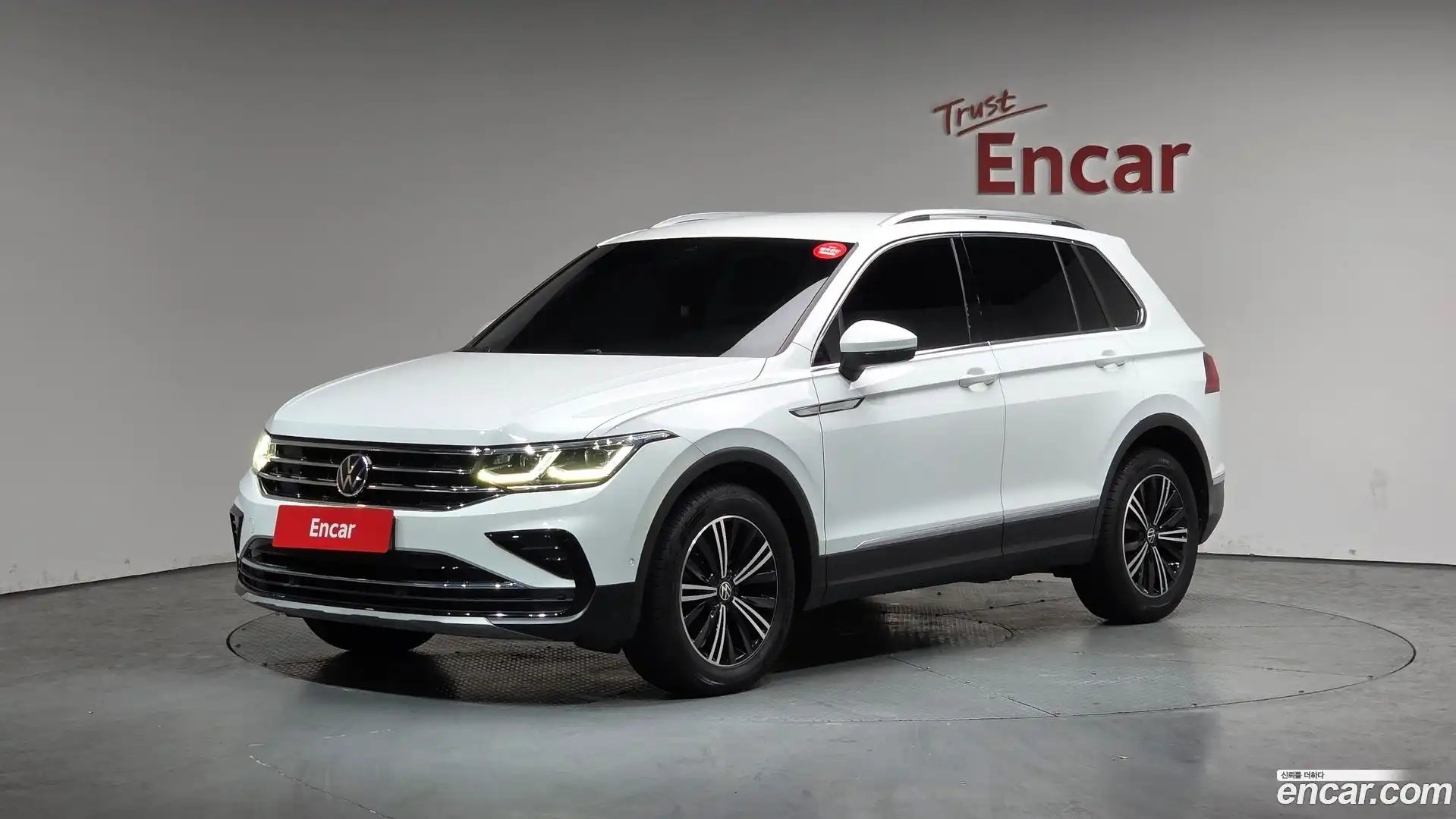 Tiguan Volkswagen 2022.2-OUTER-001