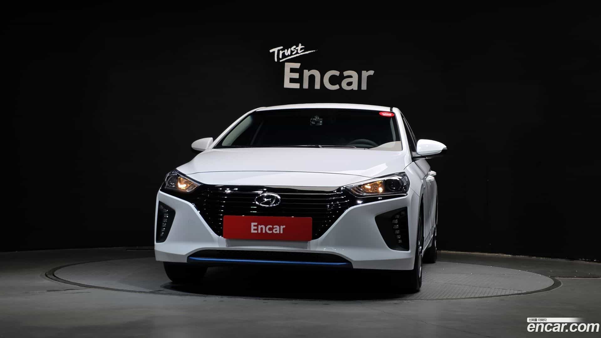 Ioniq Hyundai 2018.8-OUTER-003