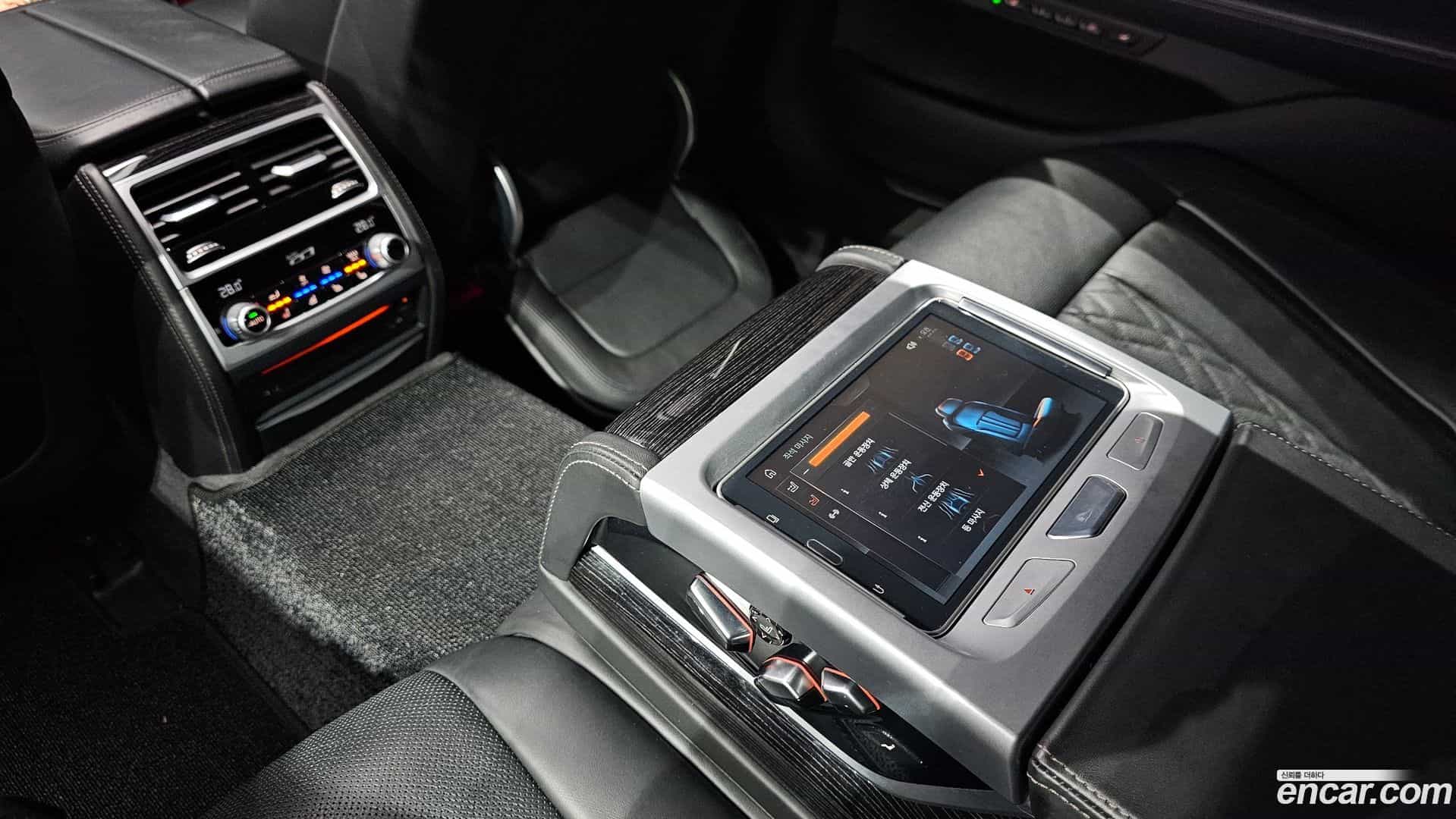 7-Series BMW 2018.9-OPTION-021
