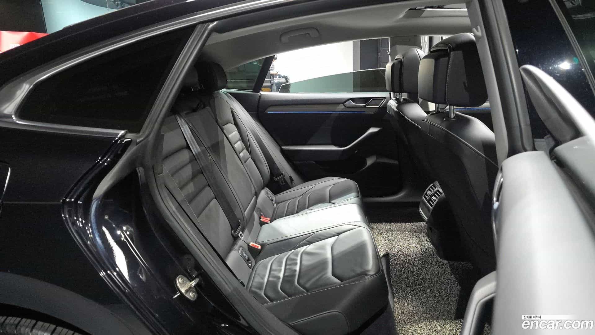 Arteon Volkswagen 2019.11-OPTION-016