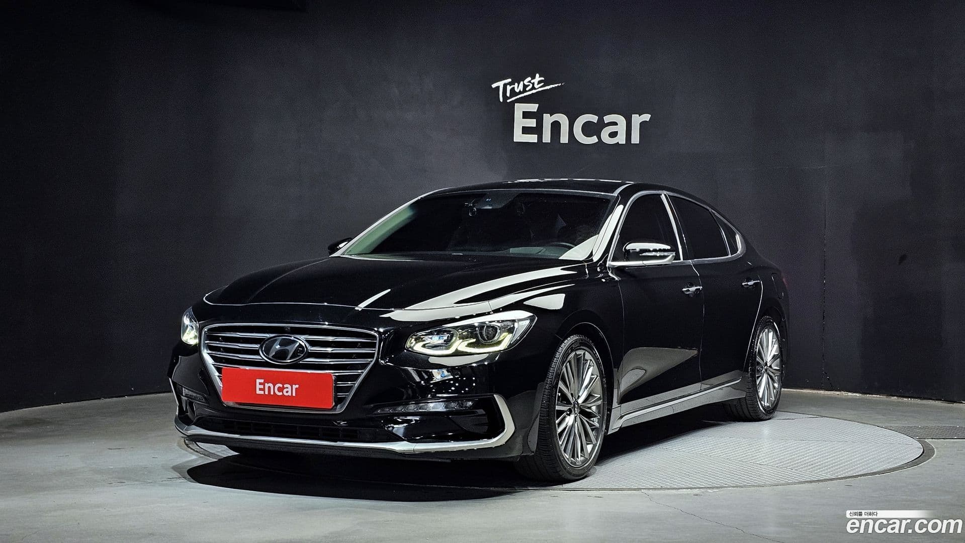 Main__Slider__Photo:Grandeur Hyundai 2018.5-0