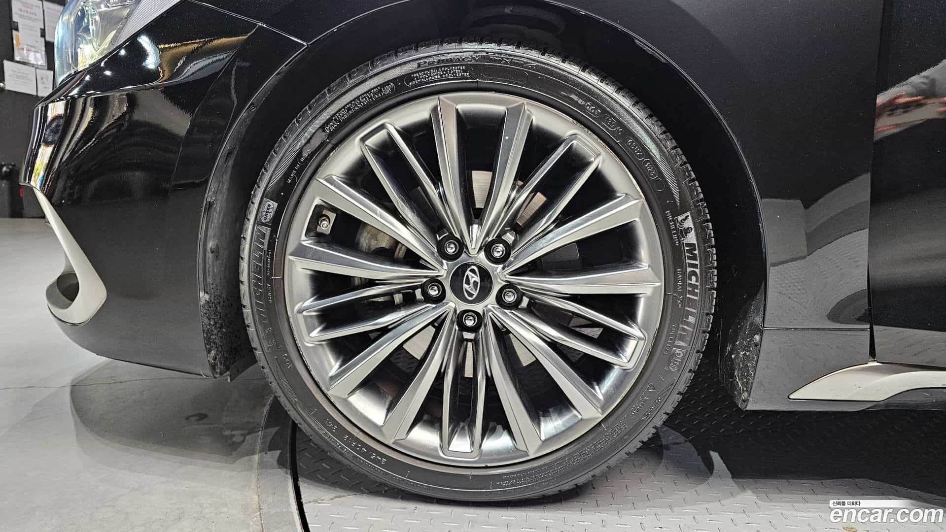 Grandeur Hyundai 2018.5-OUTER-005