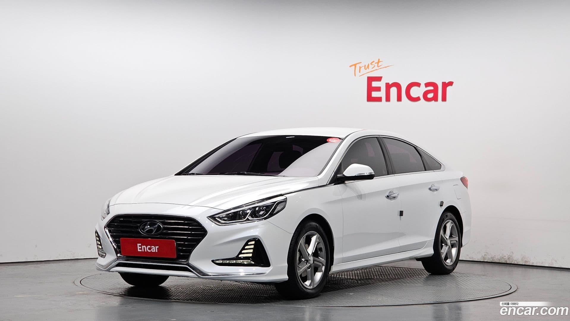 Main__Slider__Photo:Sonata Hyundai 2017.2-0