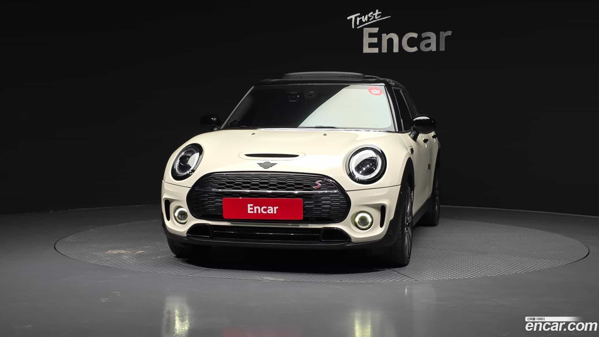 Clubman Mini 2022.5-OUTER-003