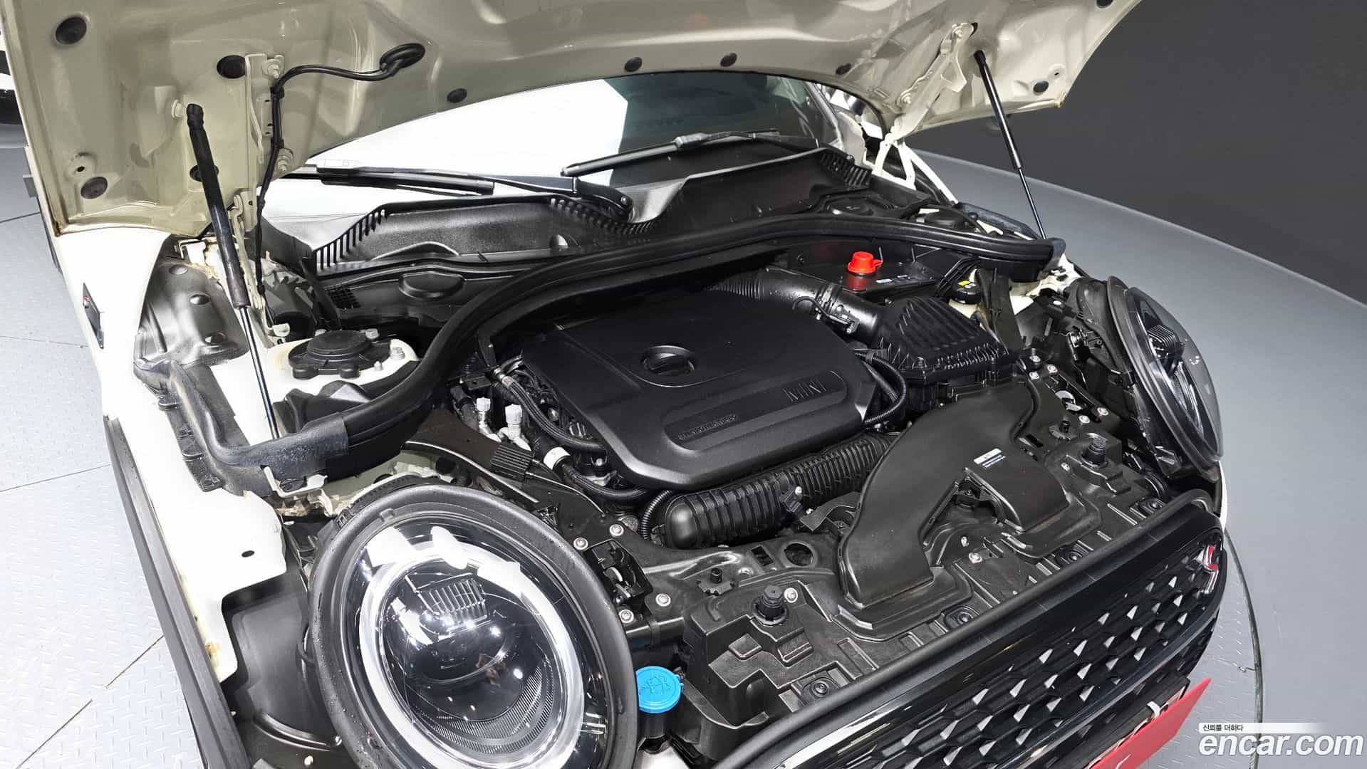 Clubman Mini 2022.5-OUTER-006