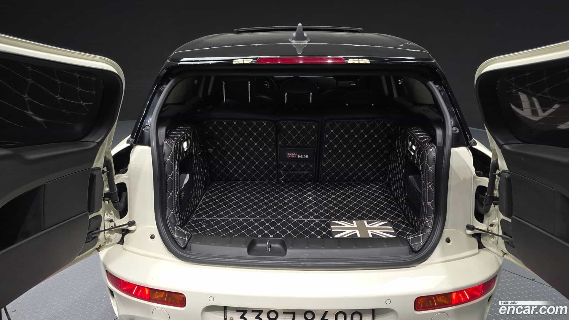 Clubman Mini 2022.5-OPTION-024