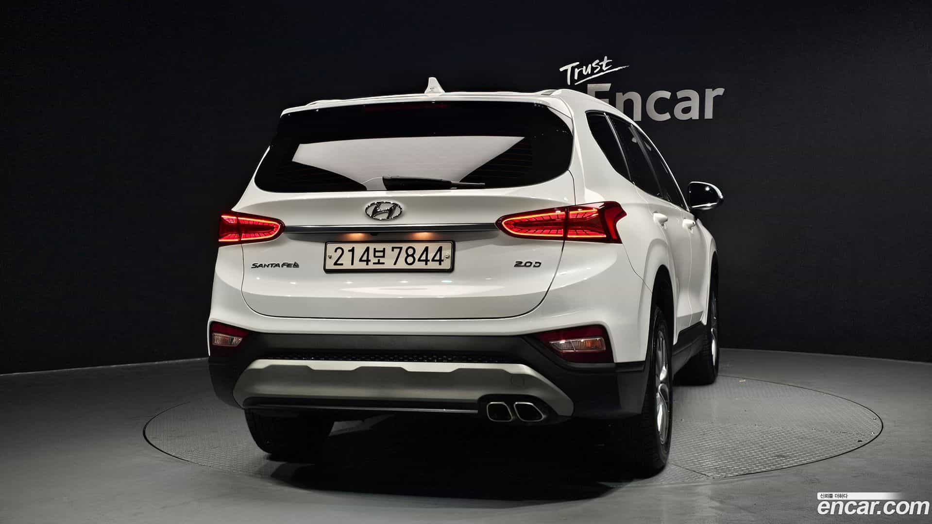 Santafe Hyundai 2019.0-OUTER-004