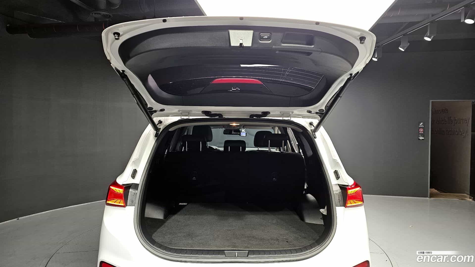 Santafe Hyundai 2019.0-OPTION-024