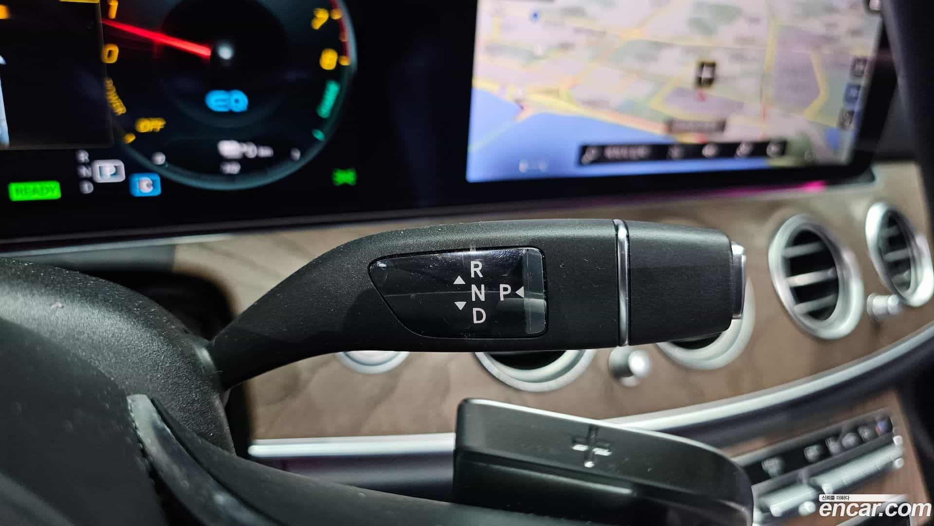 E-Class Mercedes-Benz 2021.2-INNER-009