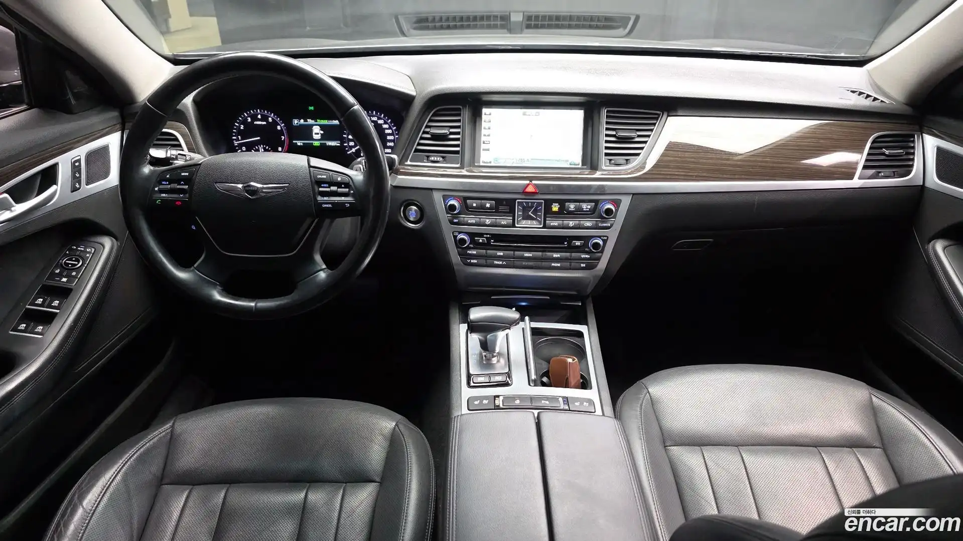 G80 Genesis 2016.9-INNER-007