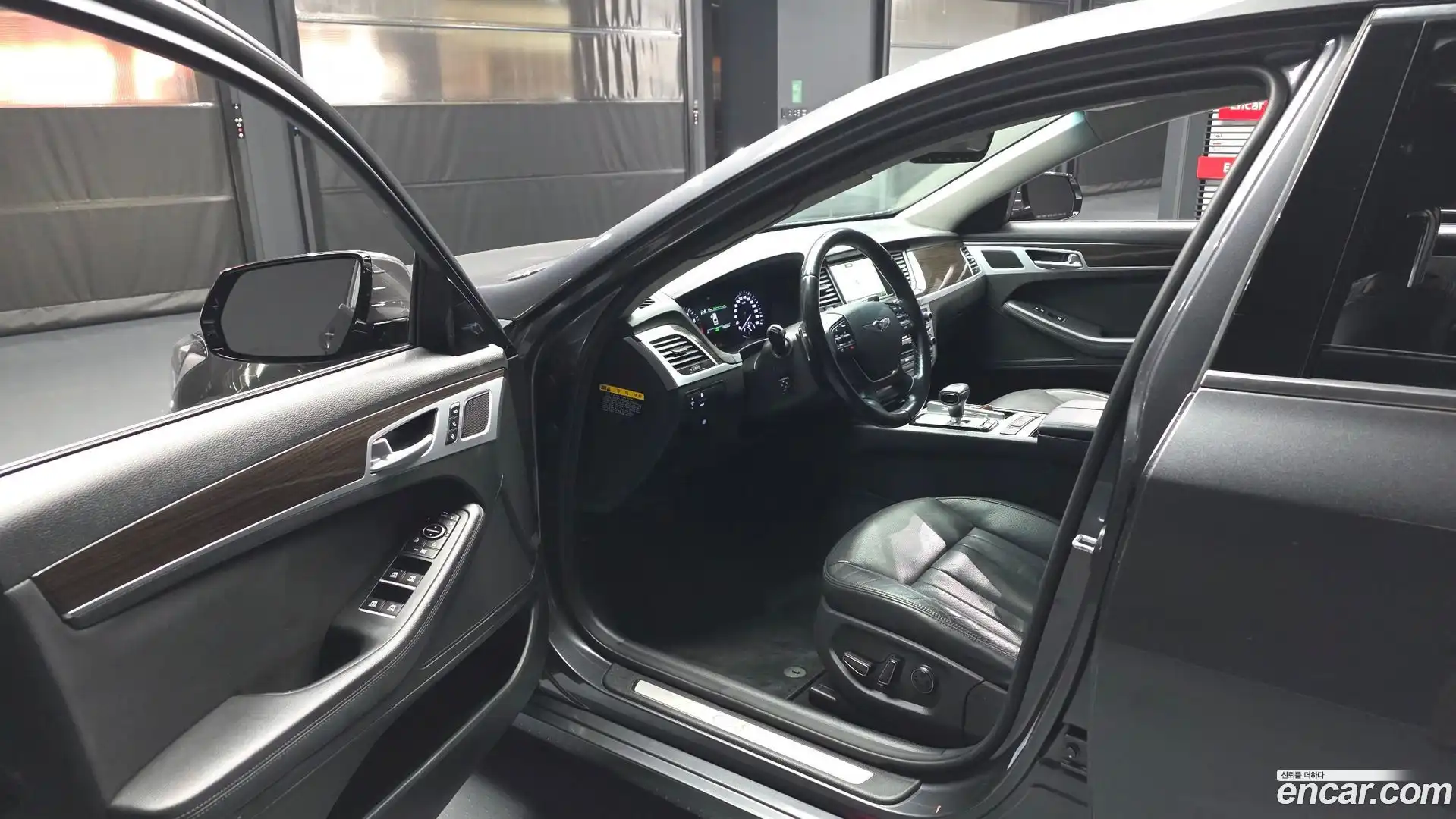 G80 Genesis 2016.9-INNER-010