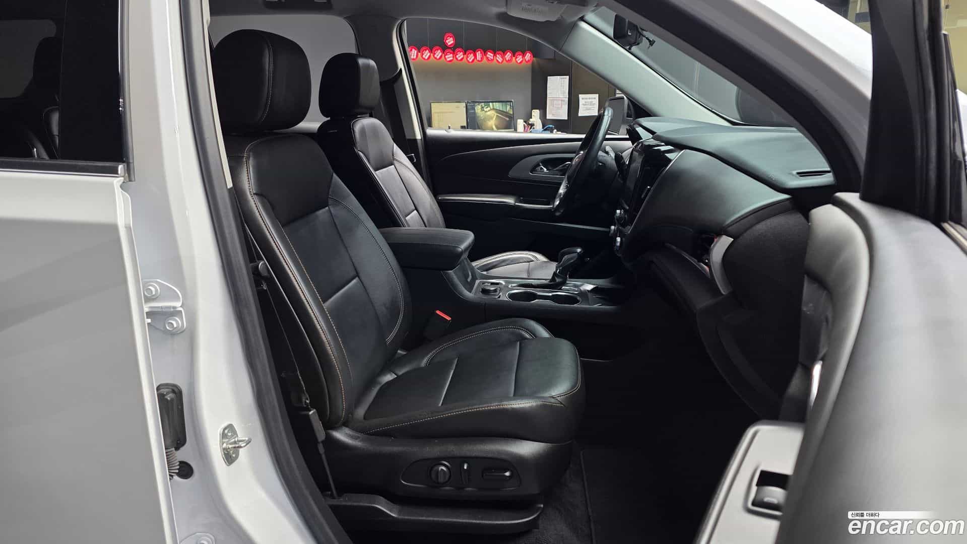 Traverse Chevrolet 2021.5-OPTION-015