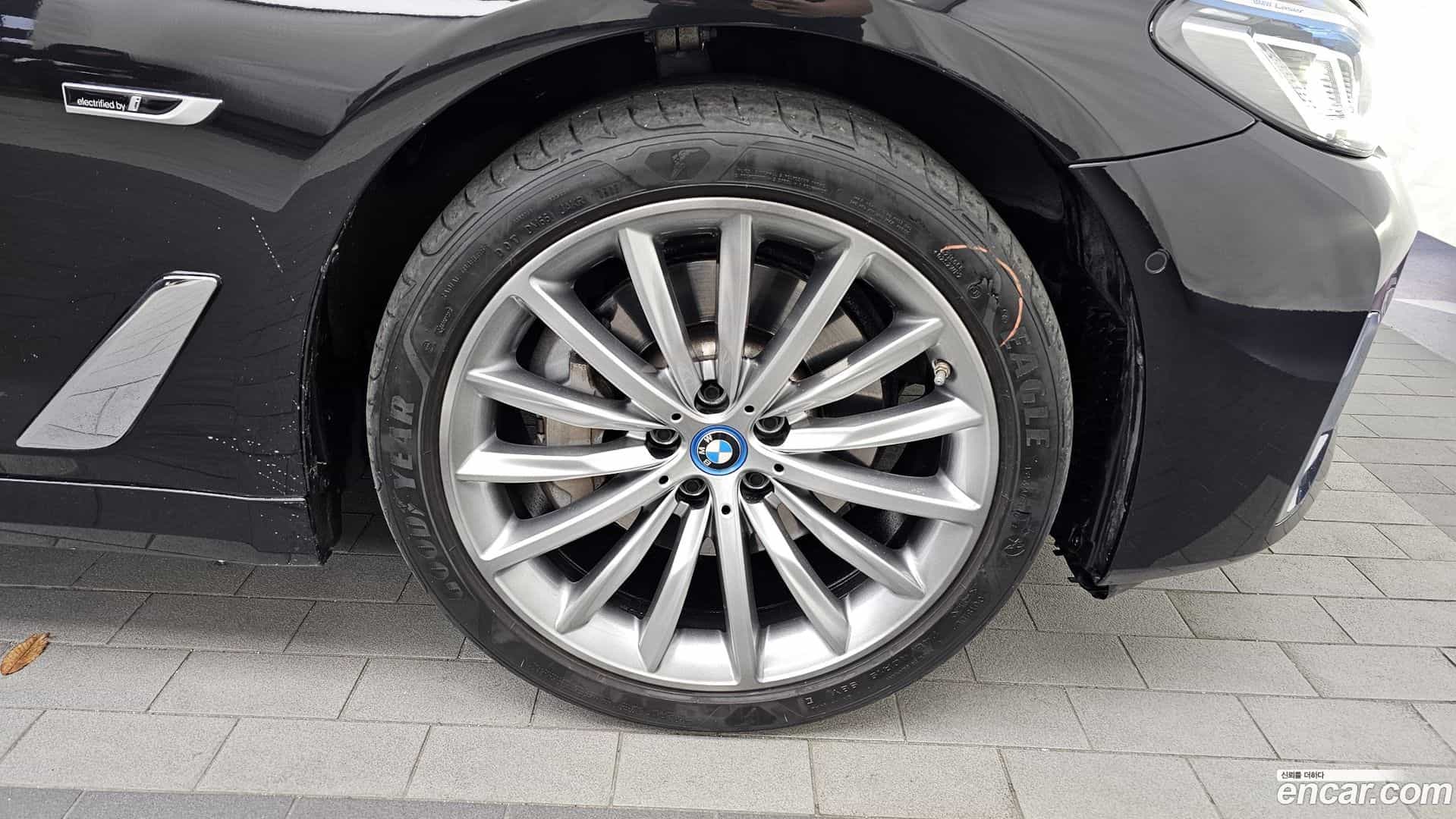 5-Series BMW 2023.2-OUTER-005