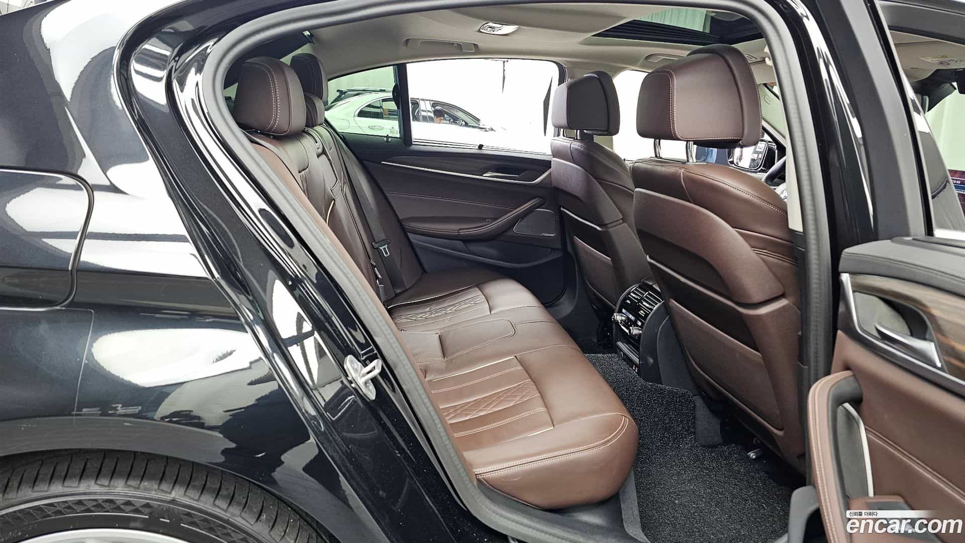 5-Series BMW 2023.2-OPTION-016