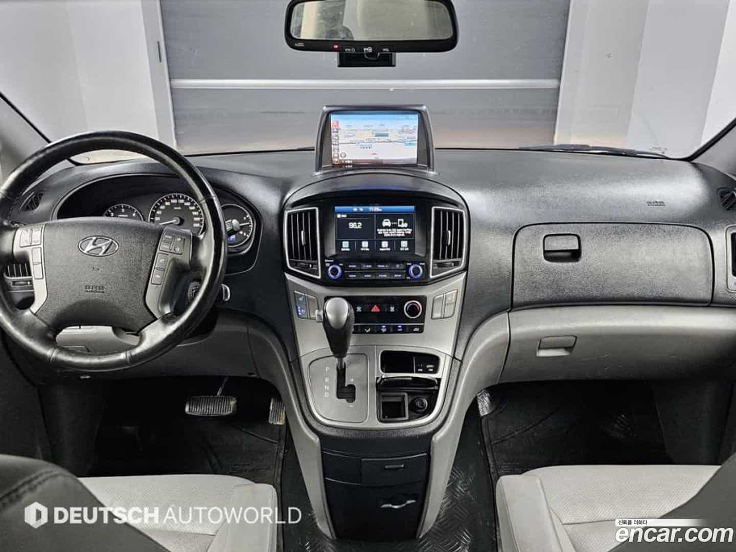 Starex Hyundai 2021.1-INNER-007