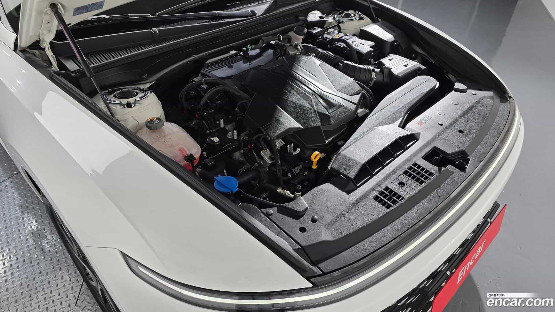 Grandeur Hyundai 2023.1-OUTER-006
