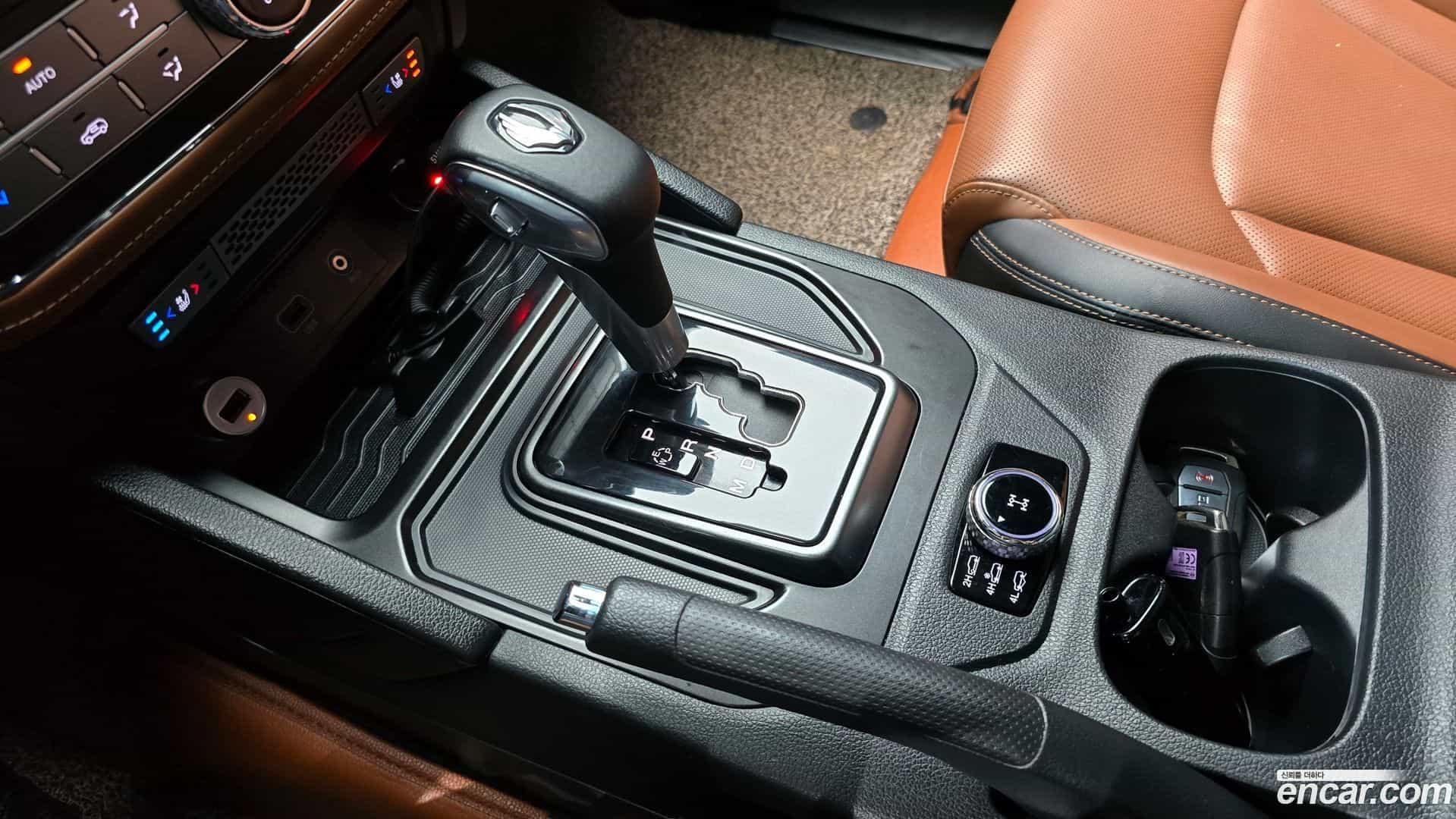 Rexton KG Mobility 2020.1-INNER-009