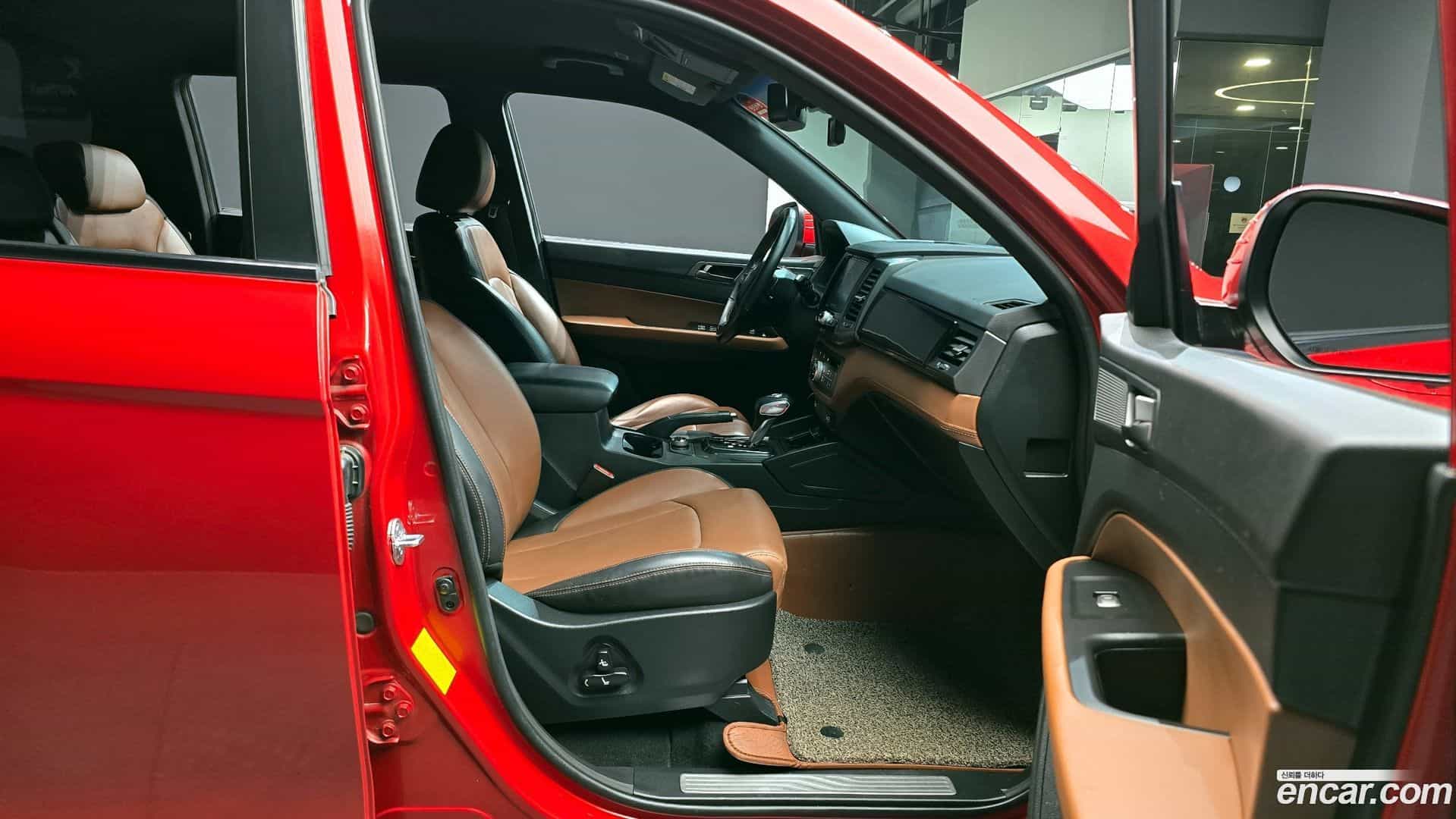 Rexton KG Mobility 2020.1-INNER-010