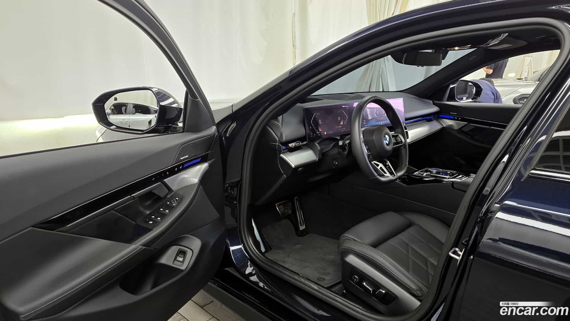 5-Series BMW 2024.11-INNER-010