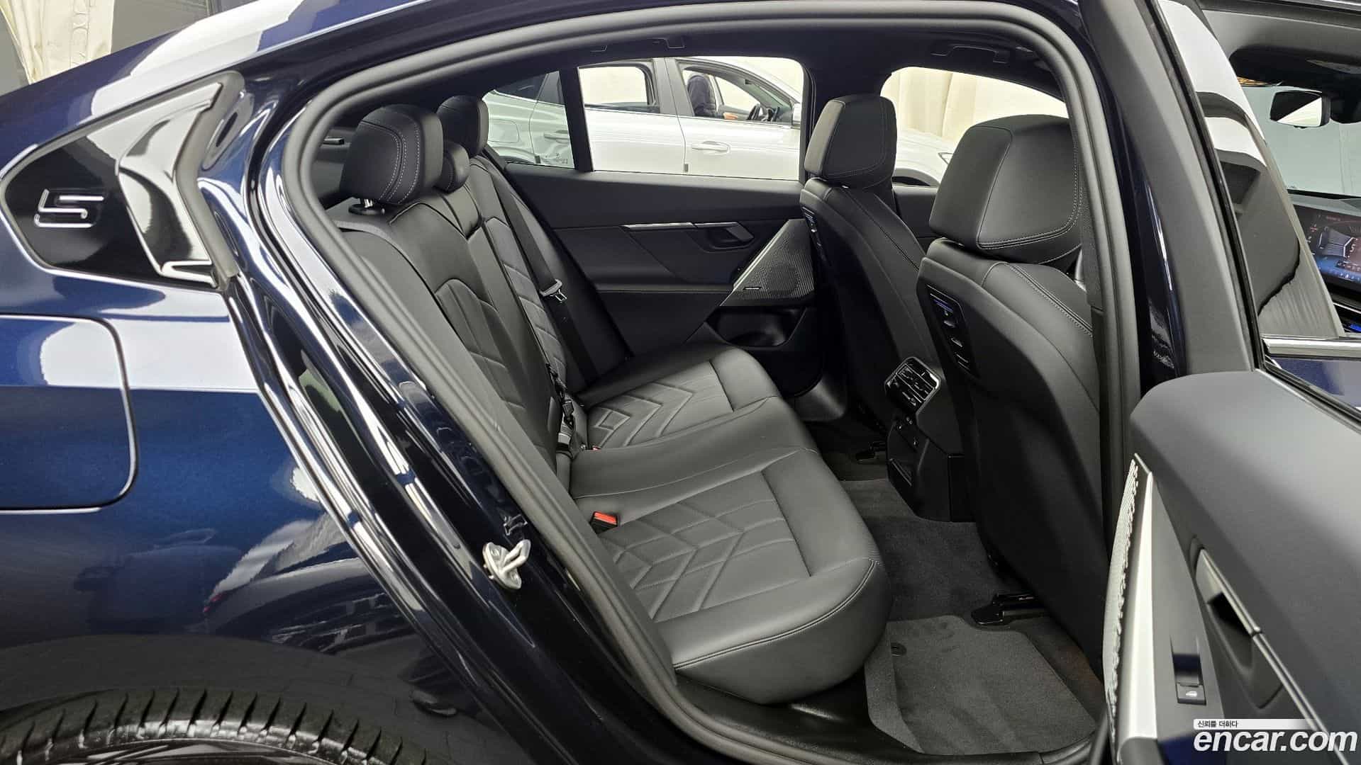 5-Series BMW 2024.11-OPTION-016