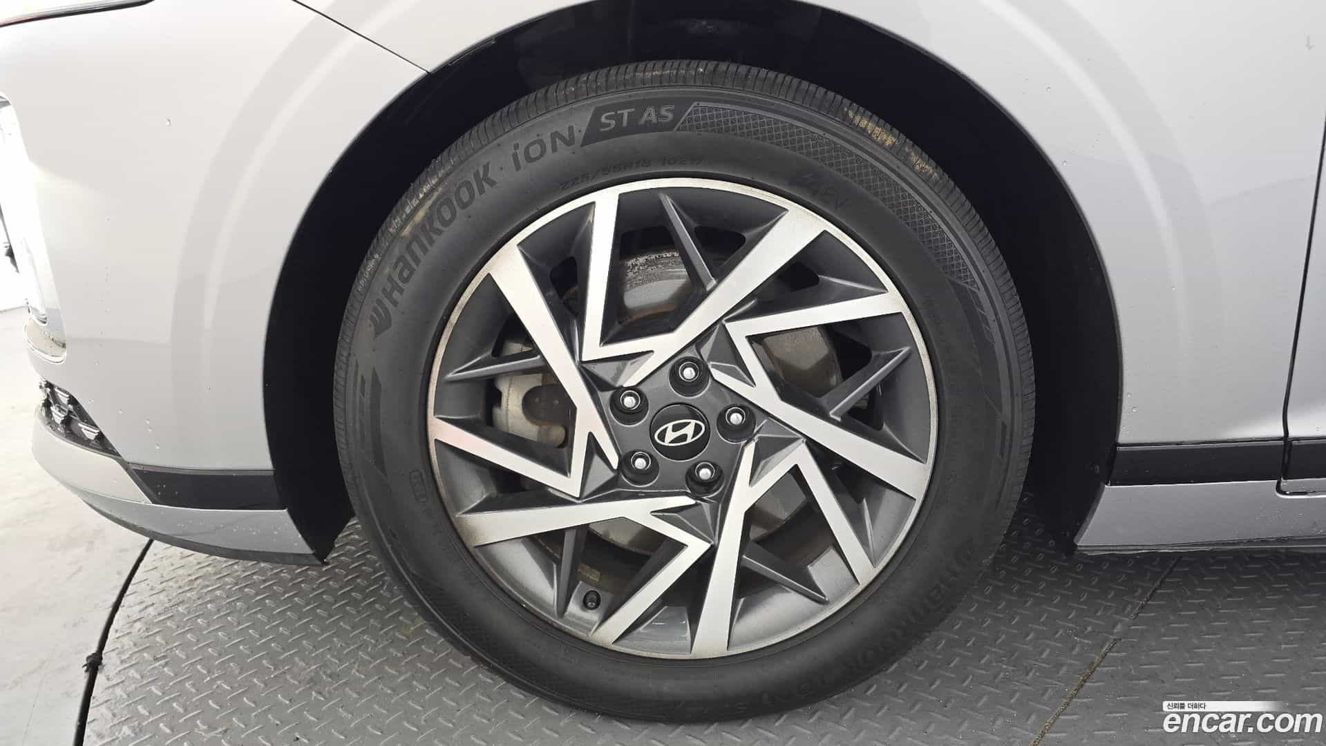 Grandeur Hyundai 2023.9-OUTER-005
