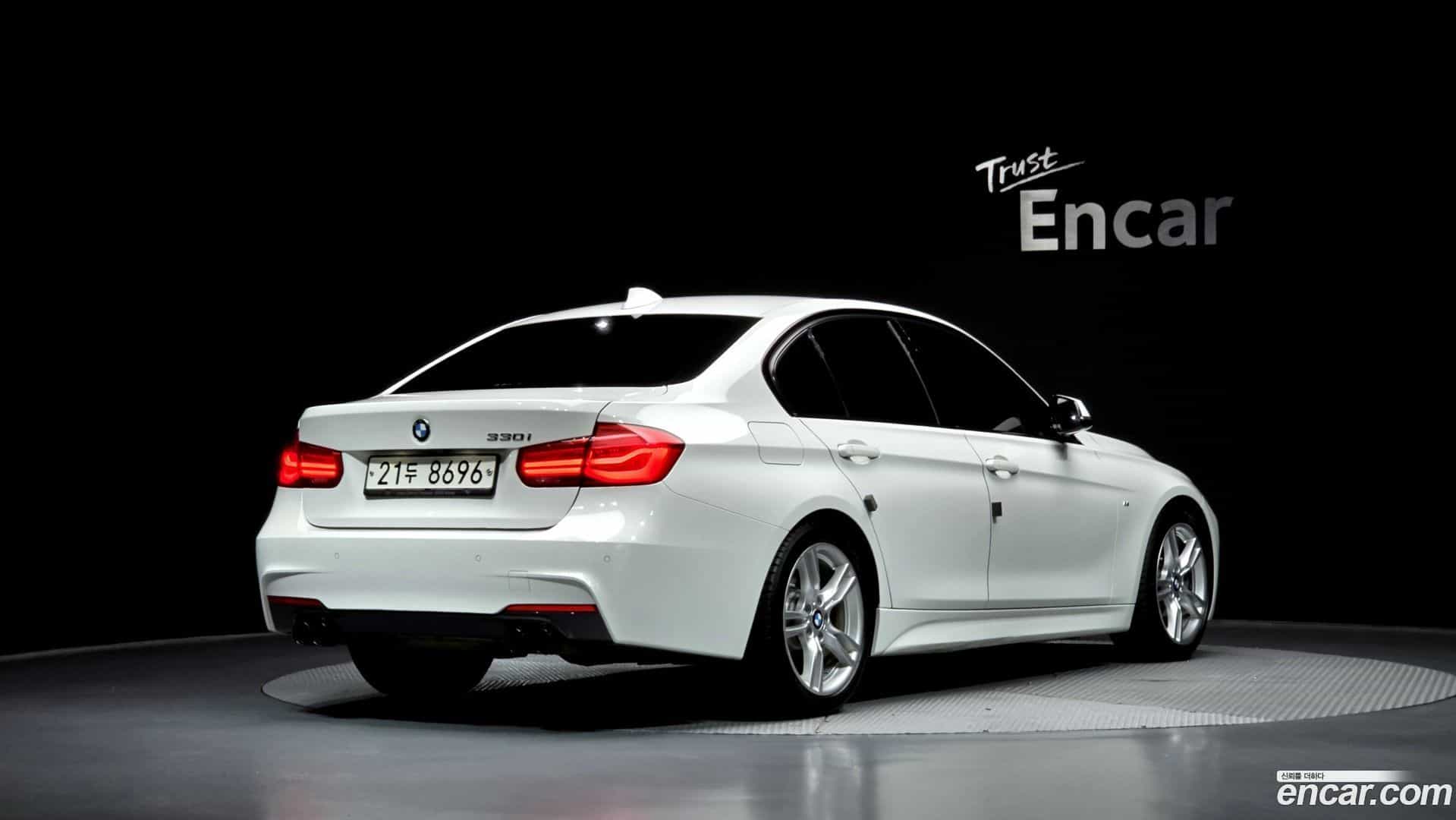 3-Series BMW 2017.8-OUTER-002