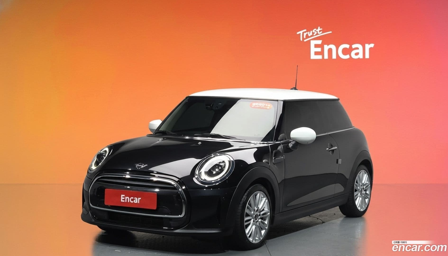 Main__Slider__Photo:Cooper Mini 2022.9-0