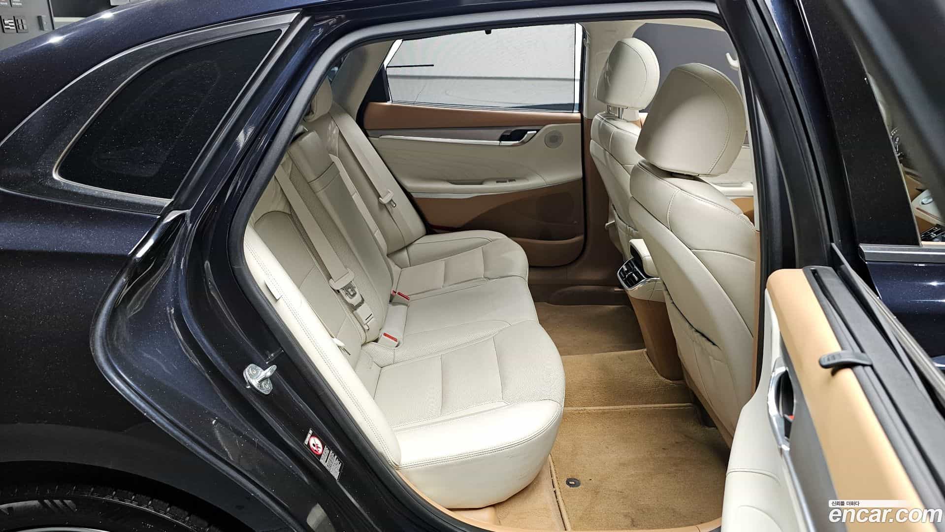 Grandeur Hyundai 2021.2-OPTION-015
