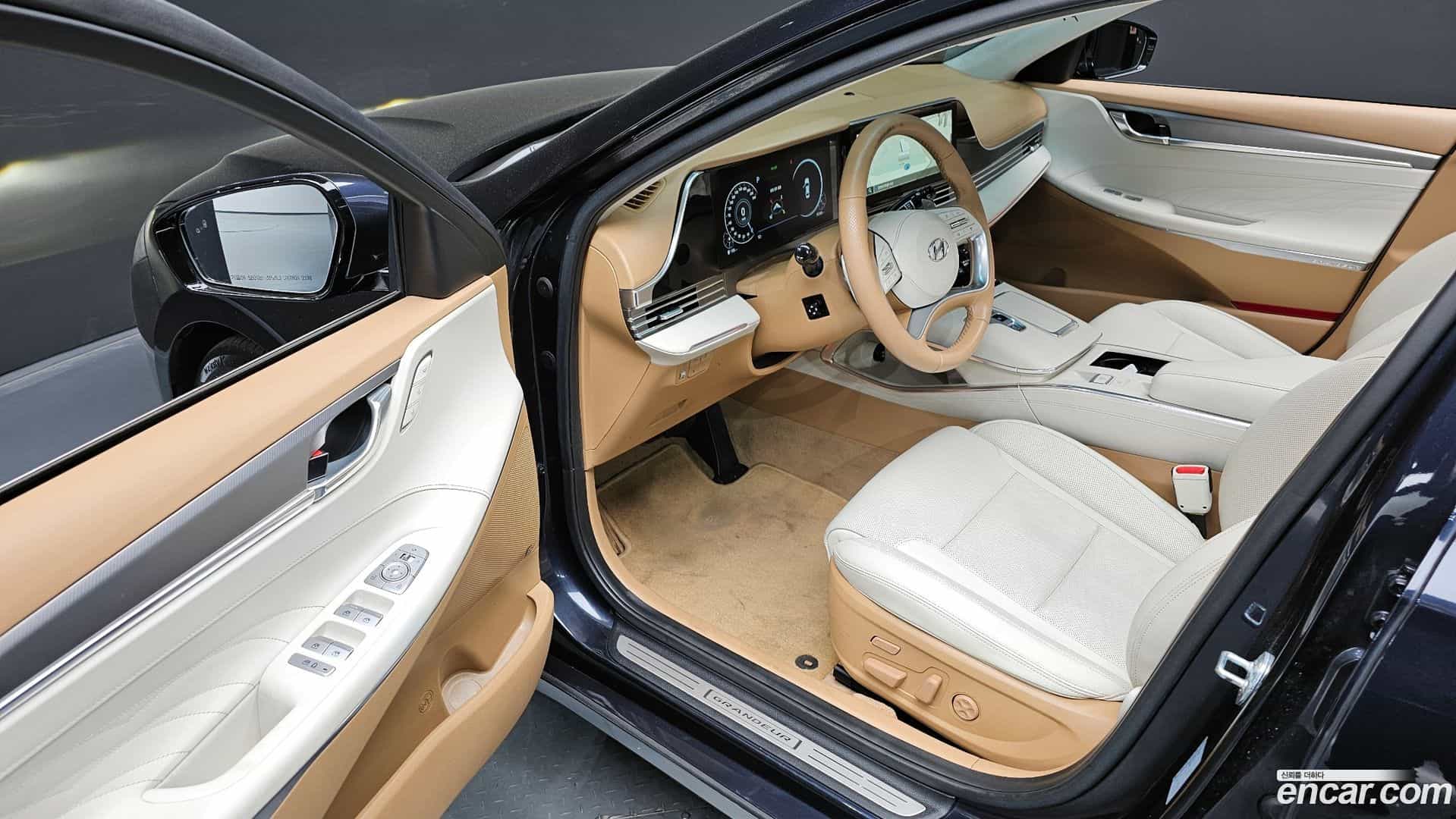 Grandeur Hyundai 2021.2-OPTION-016