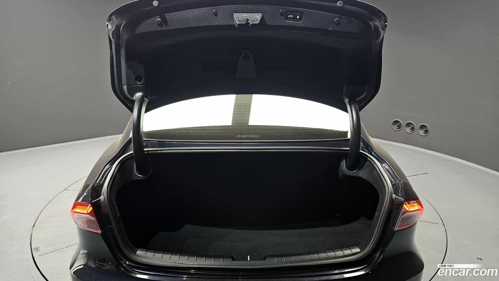 Grandeur Hyundai 2021.2-OPTION-024