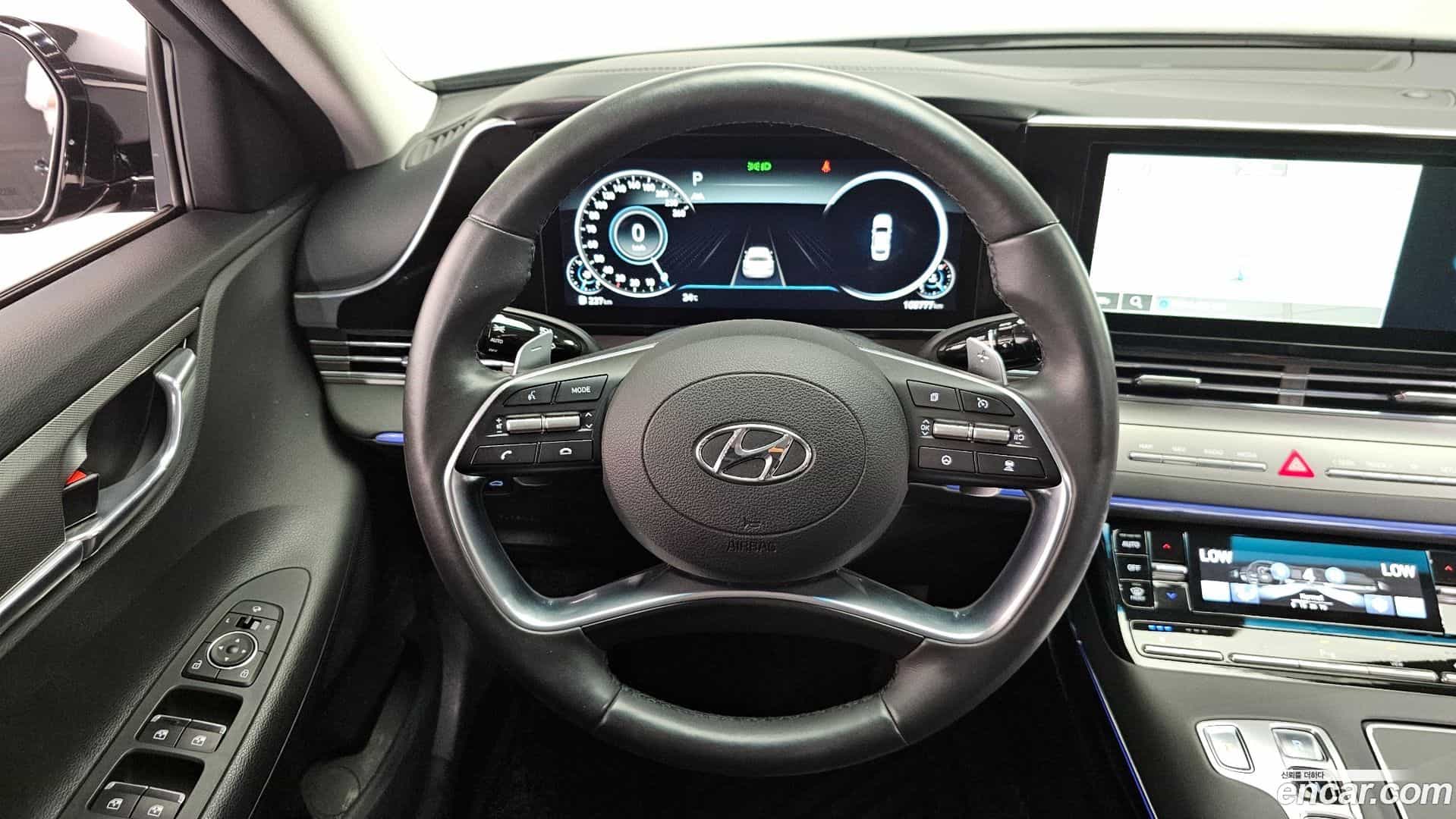 Grandeur Hyundai 2022.0-OPTION-017