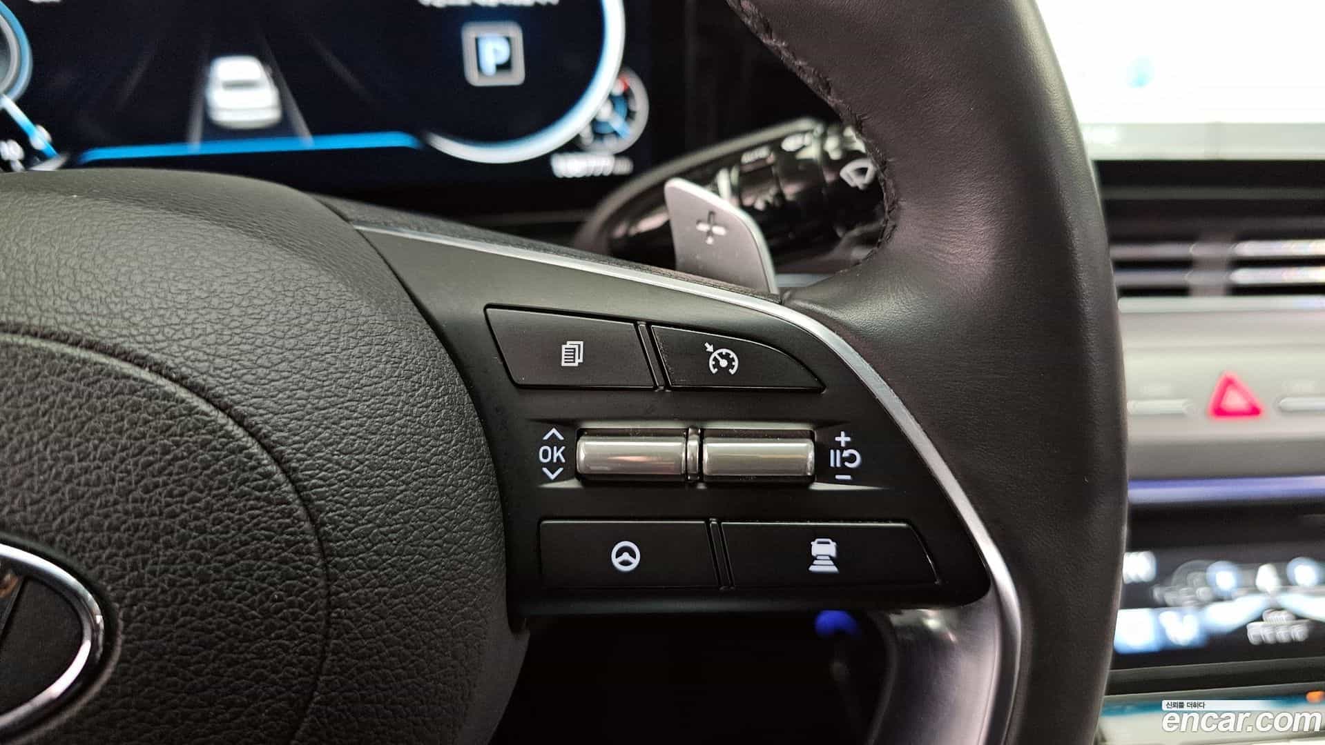 Grandeur Hyundai 2022.0-OPTION-024