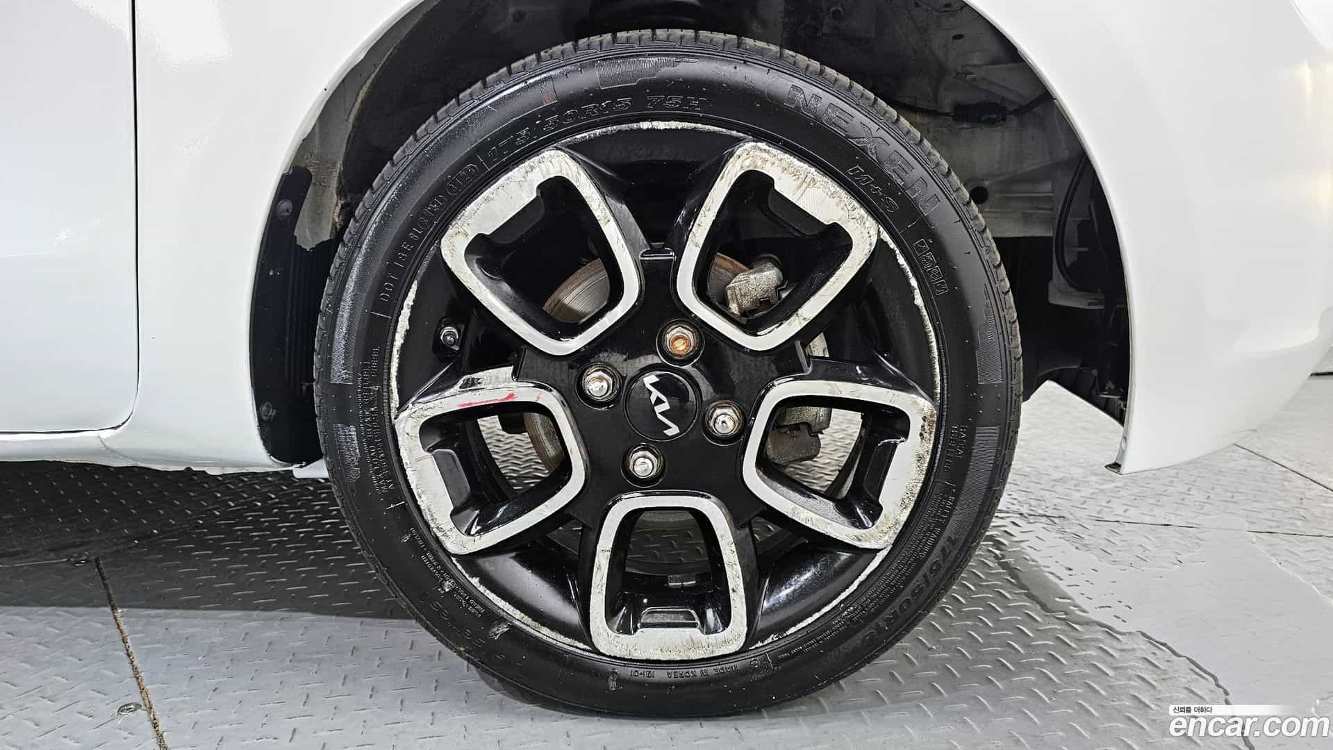 RAY Kia 2022.2-OUTER-005