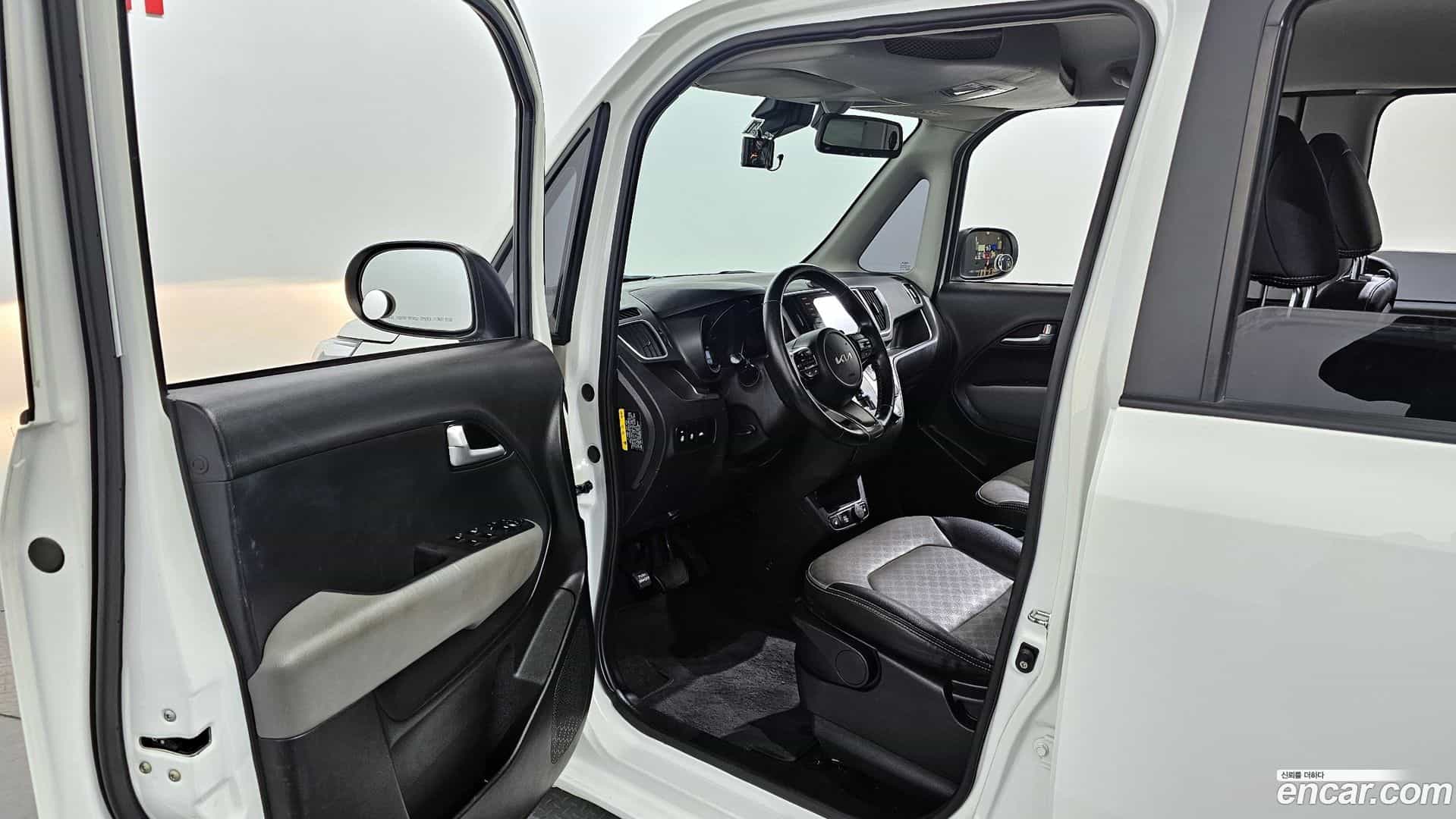 RAY Kia 2022.2-INNER-010
