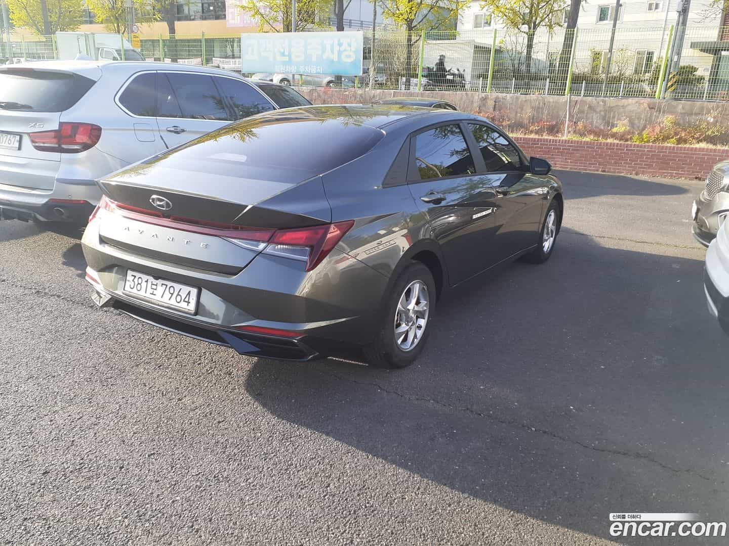 AVANTE Hyundai 2022.1-INNER-007