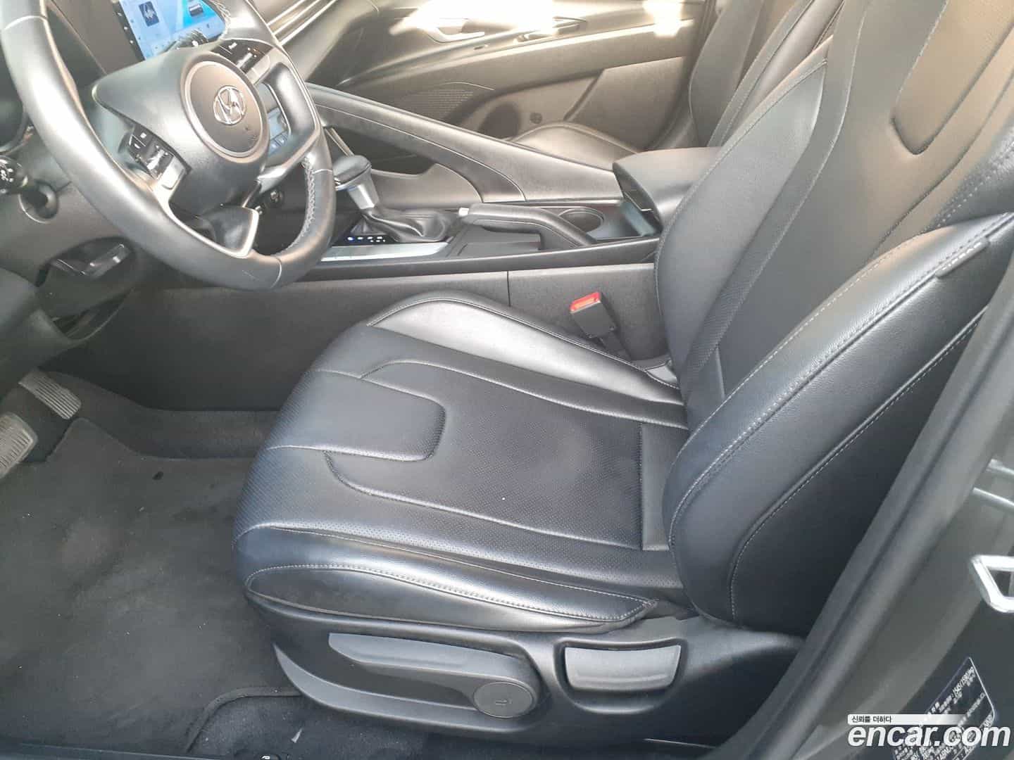 AVANTE Hyundai 2022.1-OPTION-021